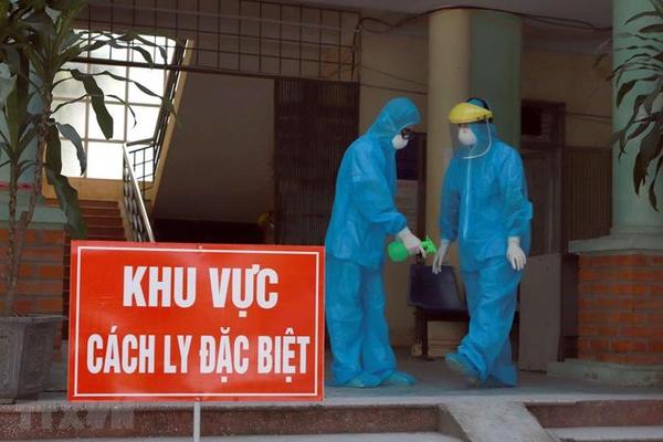 NÓNG: Hà Nội bắt buộc người dân đeo khẩu trang, tạm dừng karaoke, bar, quán game-2