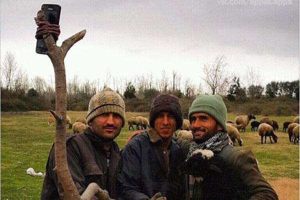 Cười ra nước mắt với 1001 kiểu học sinh học online mùa Cô Vy-11