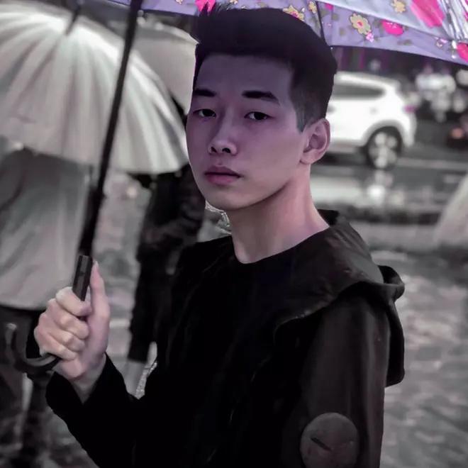 Nam sinh Lào Cai từng được cảnh sát phá cửa gọi đi thi khoe thu nhập tiền tỷ-3