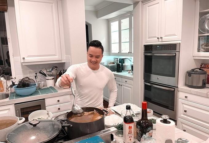 Nathan Lee khịa Cao Thái Sơn đi ở nhờ, bất ngờ nhắc tên Trấn Thành-4