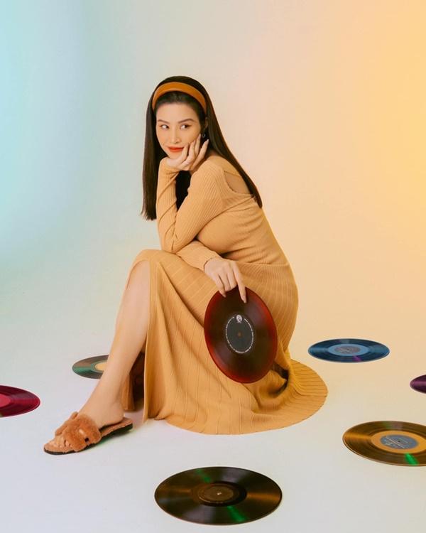 Đông Nhi ngày càng mặn mà sau khi sinh con, khép lại tin sao Việt.