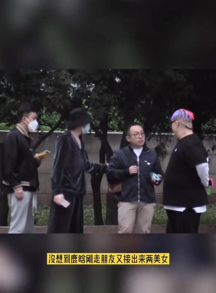 Lộc Hàm bị bắt gặp đi bar cùng hotgirl khi đang yêu Quan Hiểu Đồng-3