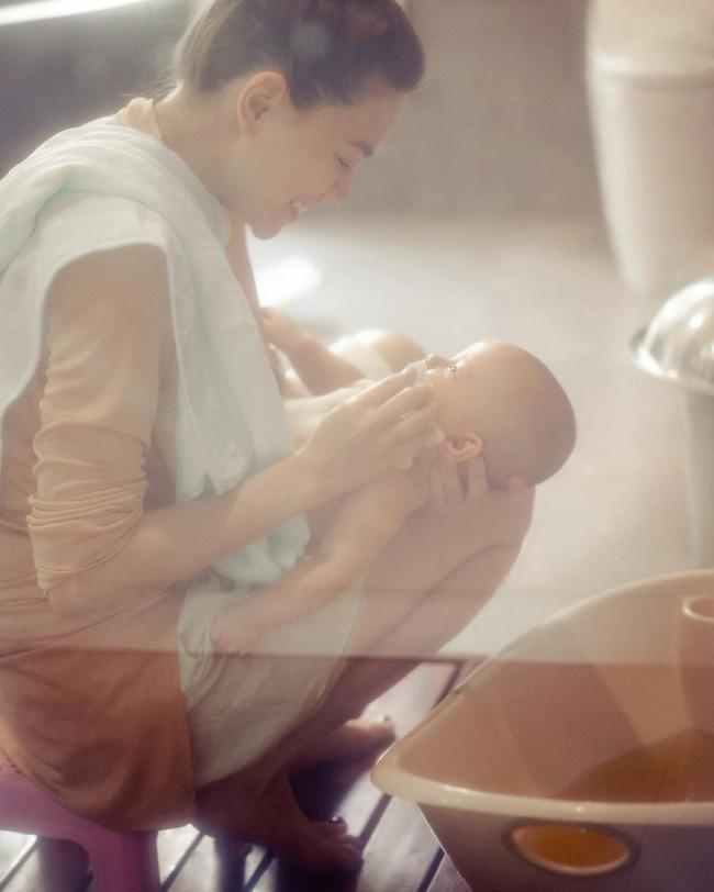 Hồ Ngọc Hà viết tâm thư dài cho các con, đáng chú ý là cách nuôi dạy bé Subeo-2