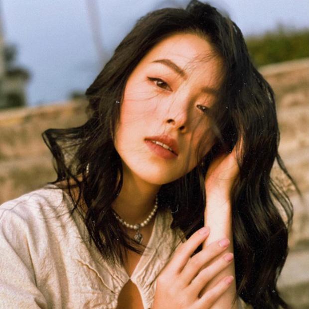 Danh tính cô gái xuất hiện chớp nhoáng trong Muộn Rồi Mà Sao Còn của Sơn Tùng-3