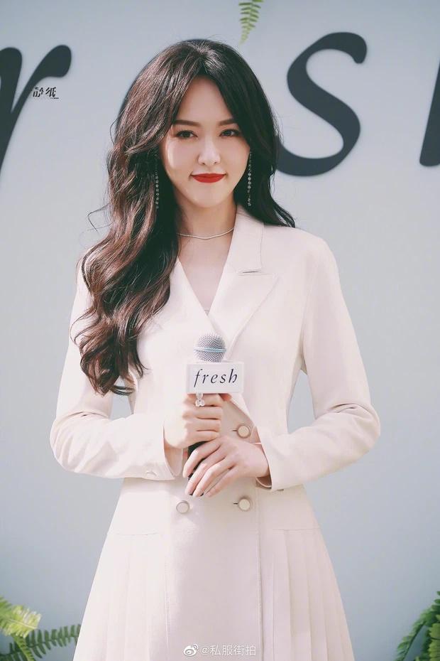 Ảnh sự kiện tố nhan sắc Đường Yên: Tóc bồng bềnh dìm visual nghiêm trọng-1