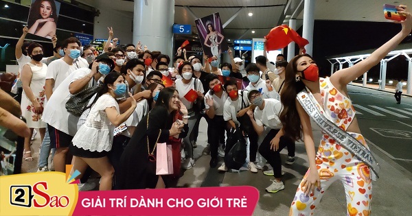 Khánh Vân ghi điểm tuyệt đối khi lên đường tới Miss Universe 2020