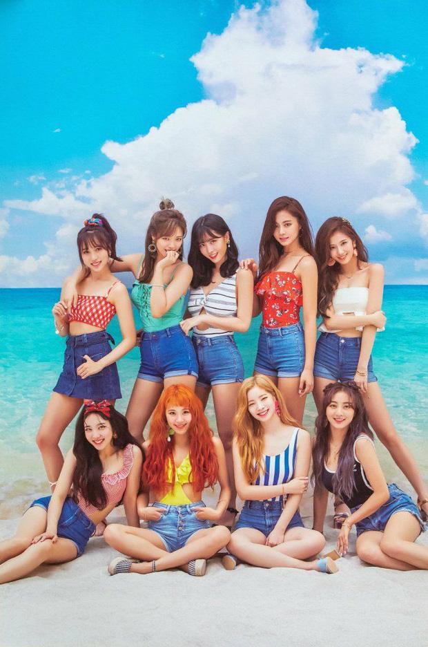 TWICE ấn định tận 2 ngày comeback nhưng teaser nhìn tưởng menu quán nước-6