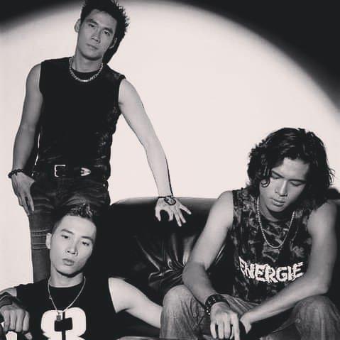 Khánh Phương vướng mâu thuẫn tiền bạc với cha đẻ của hit Chiếc Khăn Gió Ấm-3