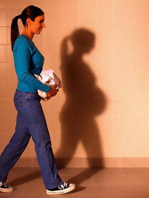 Những cái bóng phản chiếu còn muốn trêu đùa bạn thì nói gì đến tình cảm-1