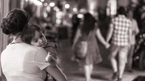 Phát hiện chồng ngoại tình nhờ một bức ảnh!-1