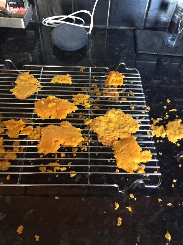 Xông xáo vào bếp làm bánh mì mà như tiên cá heo, ai nhìn xong cũng chỉ biết cười-9