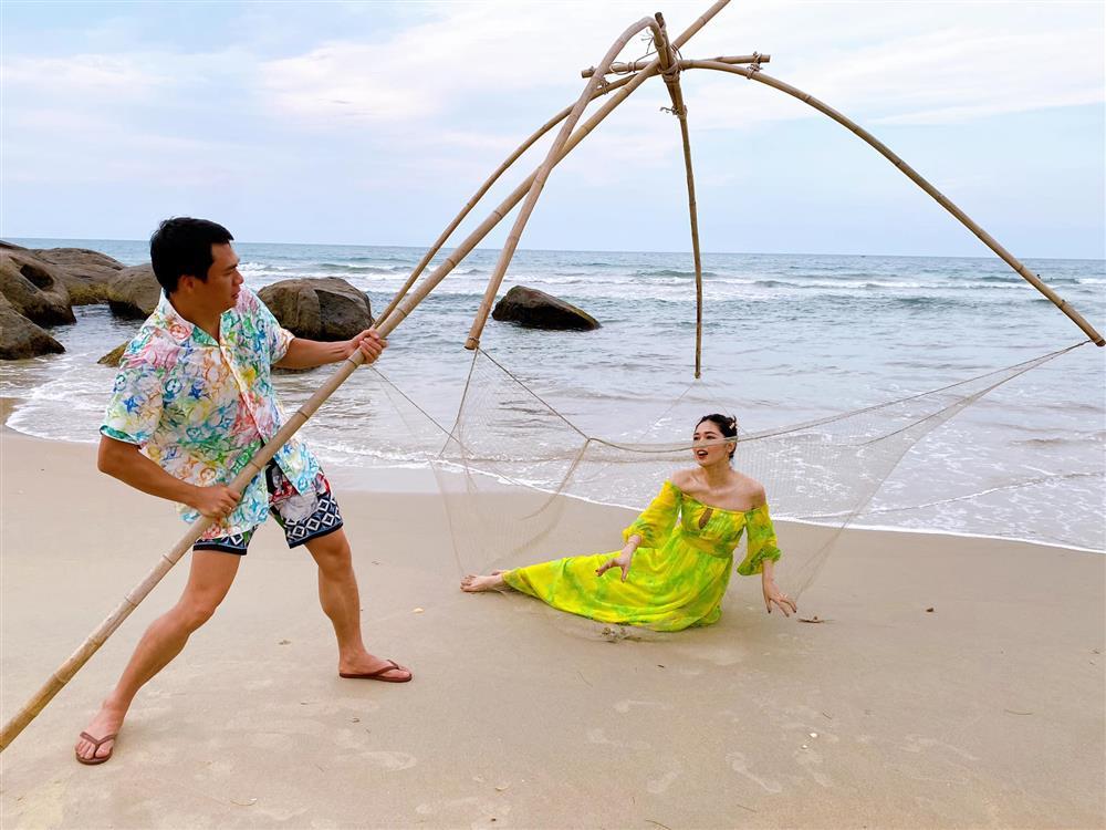 Chồng đại gia của Thanh Tú tưởng không lầy mà lầy không tưởng-1