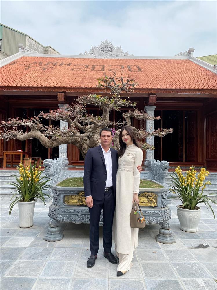 Chồng đại gia của Thanh Tú tưởng không lầy mà lầy không tưởng-6