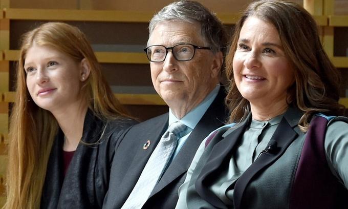 Con gái tỷ phú Bill Gates lên tiếng về cuộc hôn nhân tan vỡ của bố mẹ-1