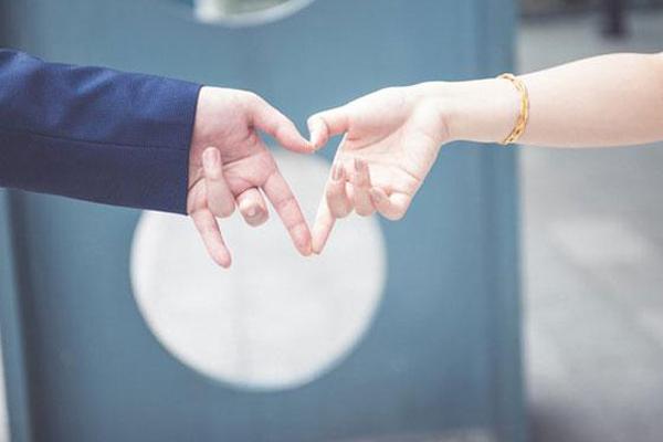 Nữ nhân sinh vào giờ này, thở thôi cũng gặp được nhiều quý nhân và may mắn-4