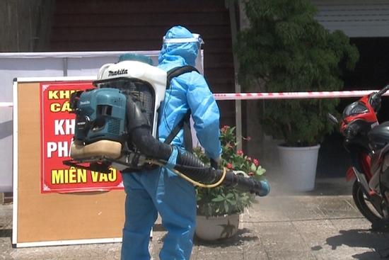 Nữ nhân viên massage ở Đà Nẵng dương tính Covid-19 từng gặp gỡ nhiều người