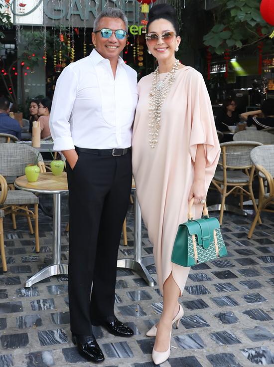 Đoàn Di Băng học Ngọc Trinh, Hương Giang sắm túi cho giới siêu giàu-7