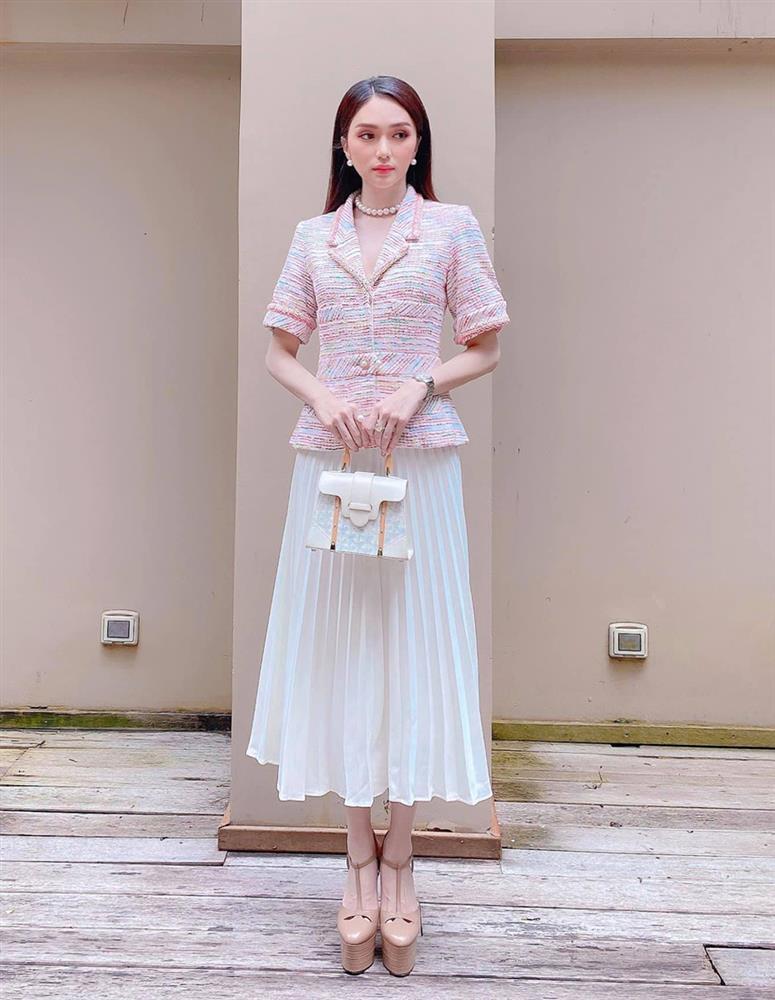 Đoàn Di Băng học Ngọc Trinh, Hương Giang sắm túi cho giới siêu giàu-11