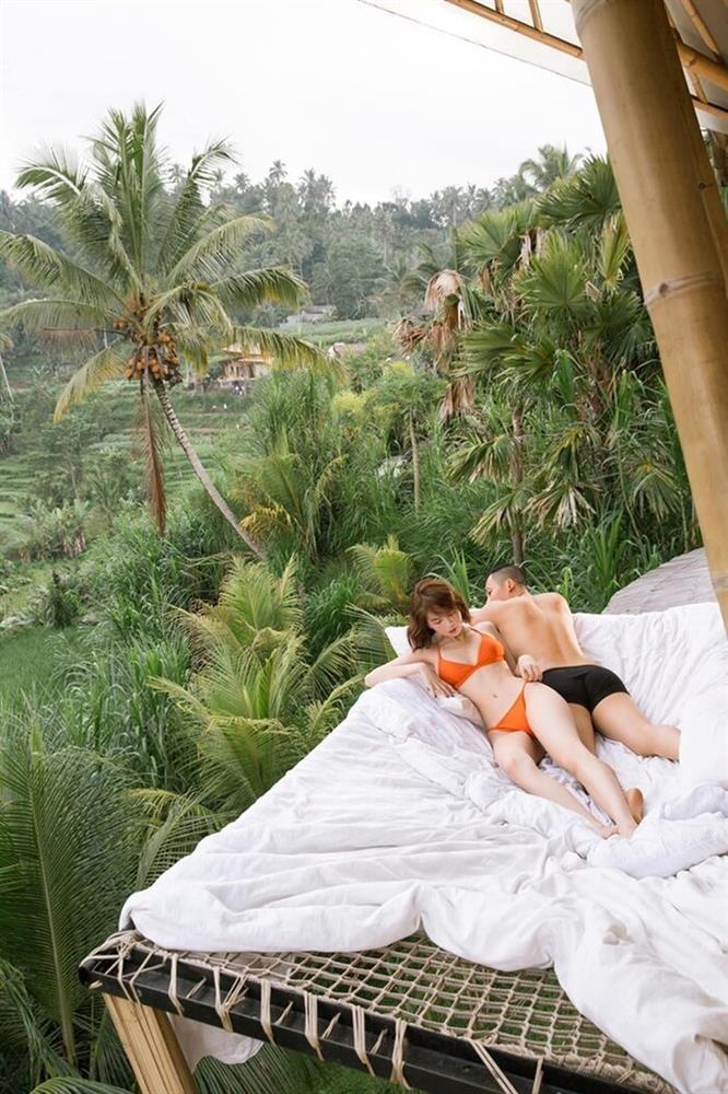 Cứ ở bên Vũ Khắc Tiệp, Ngọc Trinh lại thả dáng hư hỏng thế này-5