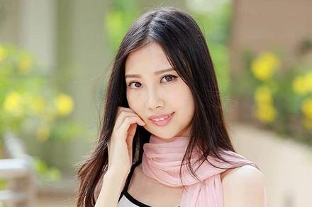 Nữ ca sĩ Hong Kong qua đời ở tuổi 31