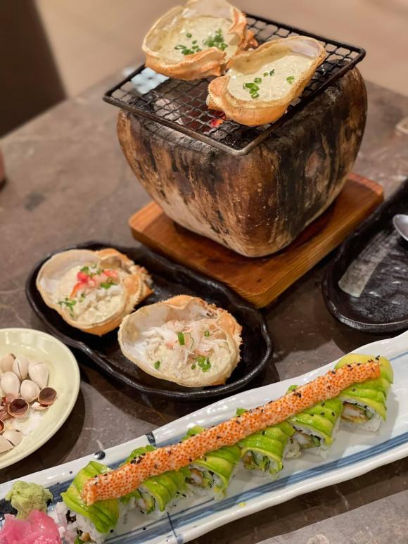 Bị nhắc nhở quá gầy sau đám cưới, vợ Phan Mạnh Quỳnh: Ốm lòi xương càng thích-10