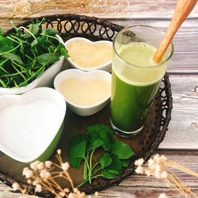 Nước rau má vừa ngon lại mát mùa nóng nhưng đừng uống theo những cách này-3