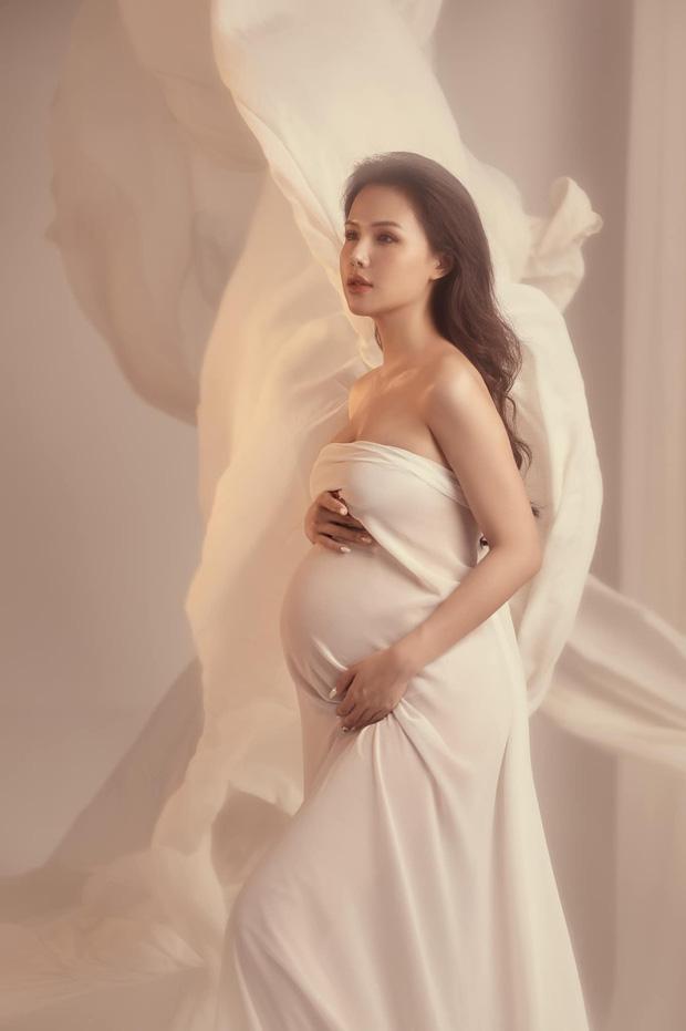 Phanh Lee khoe bụng bầu tháng thứ 7, sắc vóc còn đỉnh chóp khi tăng 10kg?-3