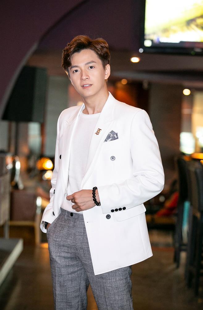 Đẹp trai từ nhỏ, bảo sao ảnh căn cước công dân của Ngô Kiến Huy cực phẩm cỡ này-11