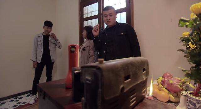 Hương Vị Tình Thân tập 12: Bà Bích bỏ của chạy lấy người, Nam oằn lưng gánh nợ-2