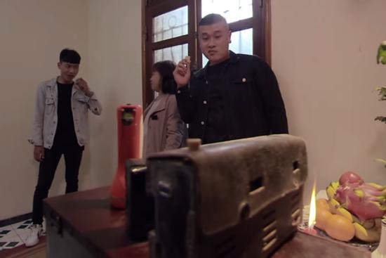 'Hương Vị Tình Thân' tập 12: Bà Bích bỏ của chạy lấy người, Nam oằn lưng gánh nợ