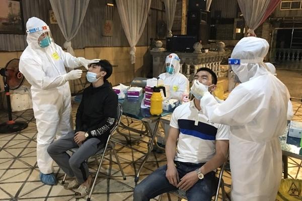 Chân dung gã thợ ô tô người Trung Quốc cho đồng hương ở chui tại Hà Nội-2