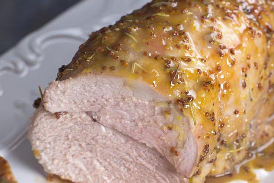 Chế biến nạc thăn heo sốt mù tạt chuẩn nhà hàng 5 sao