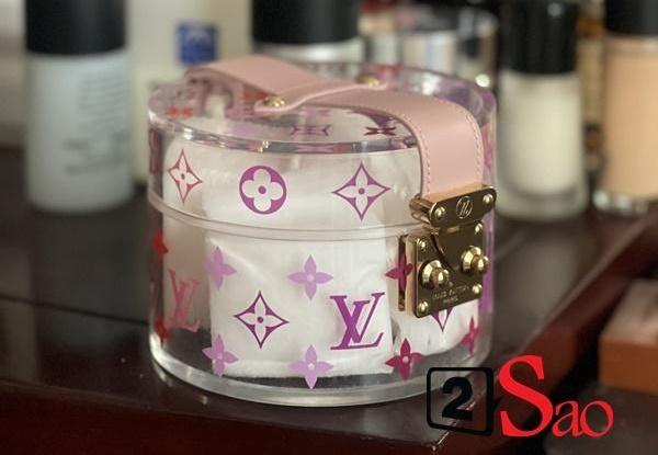 Sao Việt dùng túi hiệu: HHen Niê đựng chôm chôm, Mai Phương Thuý bày như hàng chợ-9