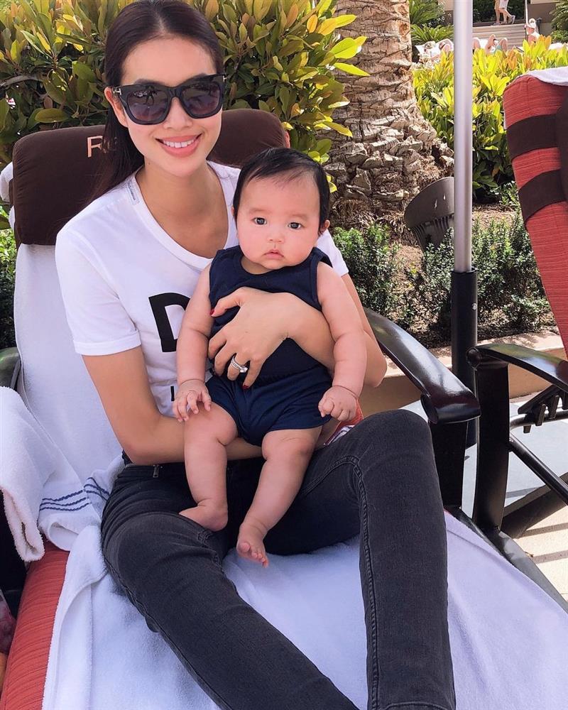 Ảnh hiếm con trai Phạm Hương lúc mới sinh-1