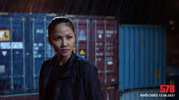 Diễn viên Việt đóng cảnh mạo hiểm, tơi tả bầm dập vẫn không cần thế vai-9