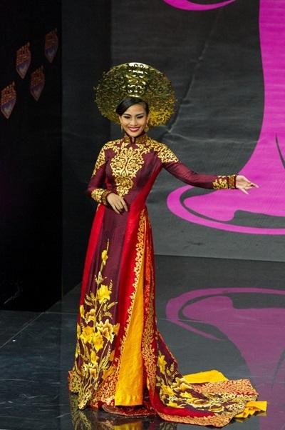 Khánh Vân khiến fan Việt rần rần chỉ vì bộ đồ ngủ tại Miss Universe 2020-9
