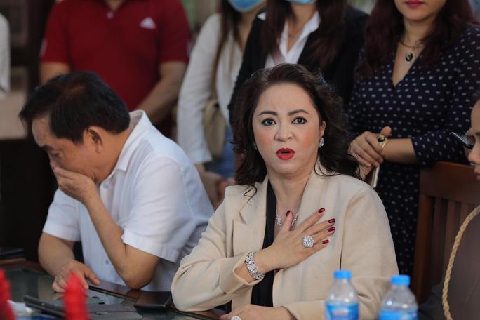 Võ Hoàng Yên trả lại 17 tỷ đồng cho vợ chồng ông Dũng Lò Vôi-5