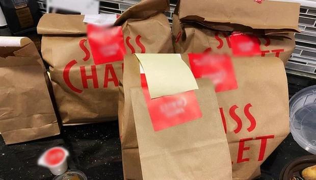 Những vị khách mua hàng và nhận được kết quả vượt ngoài mong đợi-10