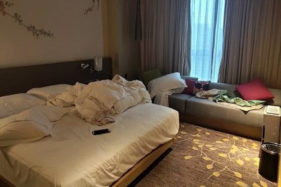 'Đu đưa' cùng chị đẹp, thanh niên cay đắng nhìn 250 triệu đồng 'bay theo gió'