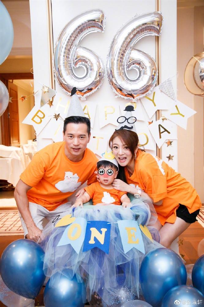 Ngoại hình con gái An Dĩ Hiên-4