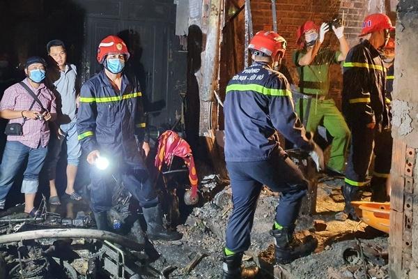 Xác định danh tính cô giáo trong vụ cháy nhà 8 người chết-2