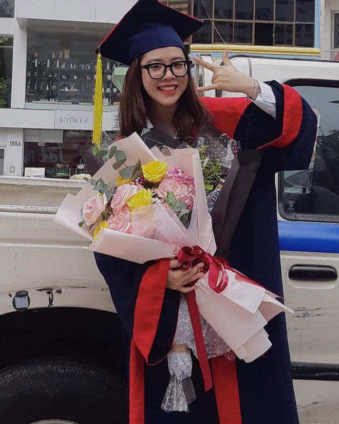 Gái xinh bị từ chối hẹn hò ngay trên truyền hình, dân mạng truy tìm info-8