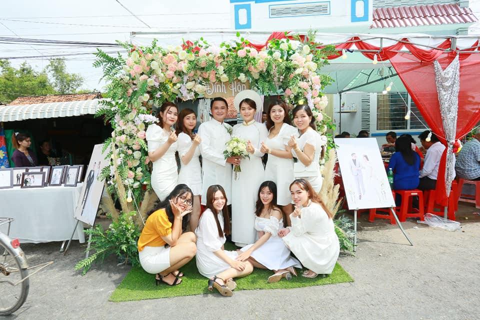 Full ảnh ăn hỏi thánh sún Ngân Thảo, chú rể âu yếm ngọt lịm tim-10