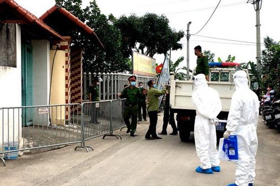 4 nữ sinh lớp 12 ở Gia Lâm nhiễm Covid-19: Truy vết khó khăn do F1 đều là học sinh