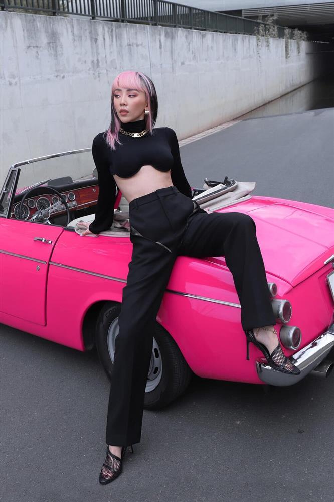 Croptop nâng chân ngực - Item hot trend được lòng cả sao Việt lẫn sao ngoại-8