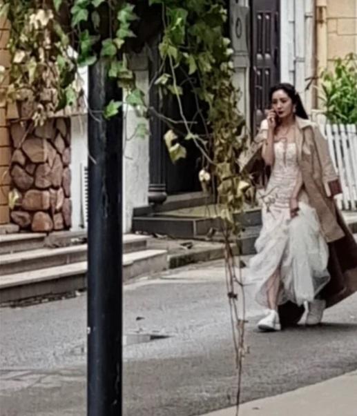 Dương Mịch cùng tình trẻ Ngụy Đại Huân đi chụp ảnh cưới?-5