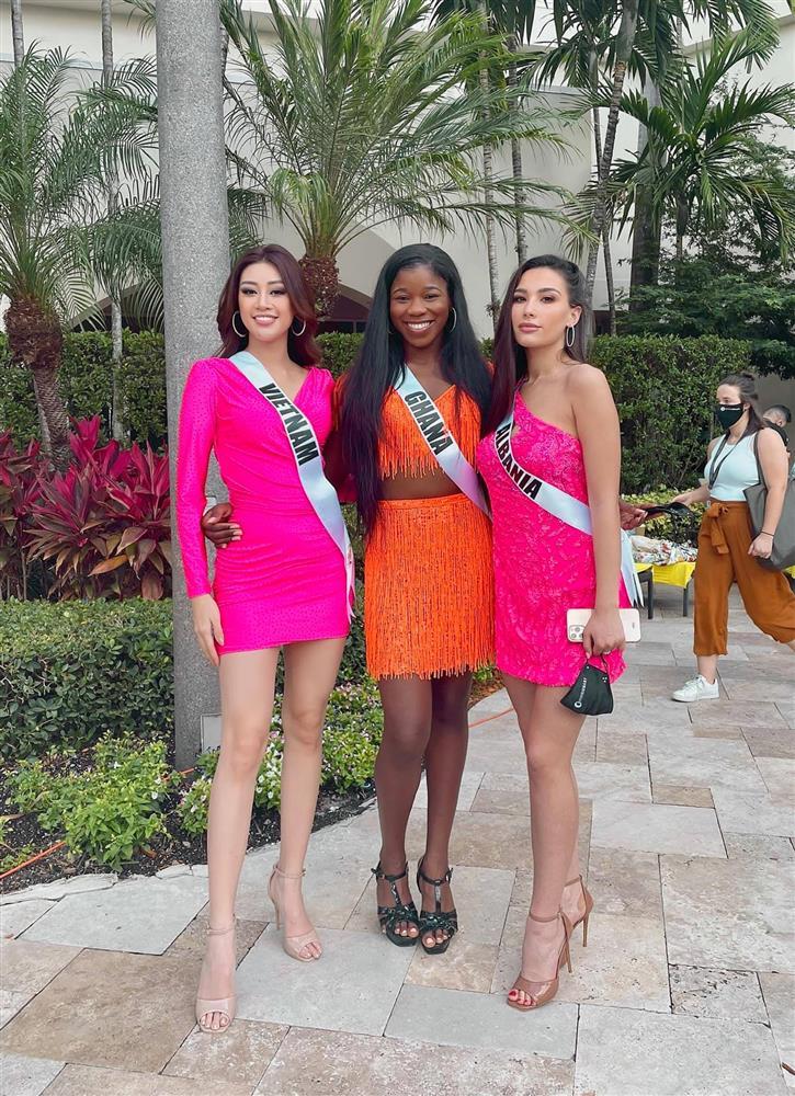 Khánh Vân cứu bạn thi Miss Universe 2020 lúc nguy nan-4