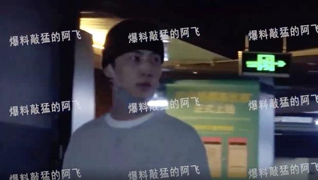 Lý Tiểu Lộ bị bắt gặp qua đêm cùng tình mới-6