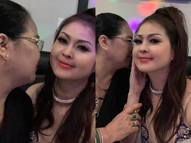 Yến Vy xuất hiện bên người phụ nữ đặc biệt sau 16 năm trốn sang Mỹ-1