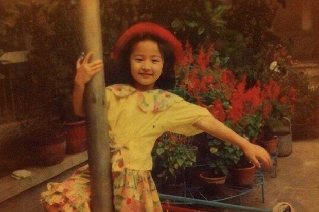 Nổi danh thần tiên tỷ tỷ, Lưu Diệc Phi thời thơ ấu trông ra sao?